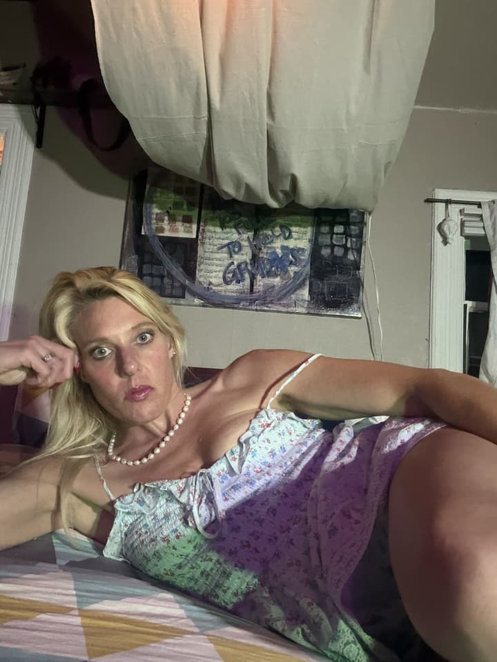 Mrs. R@ceplay
