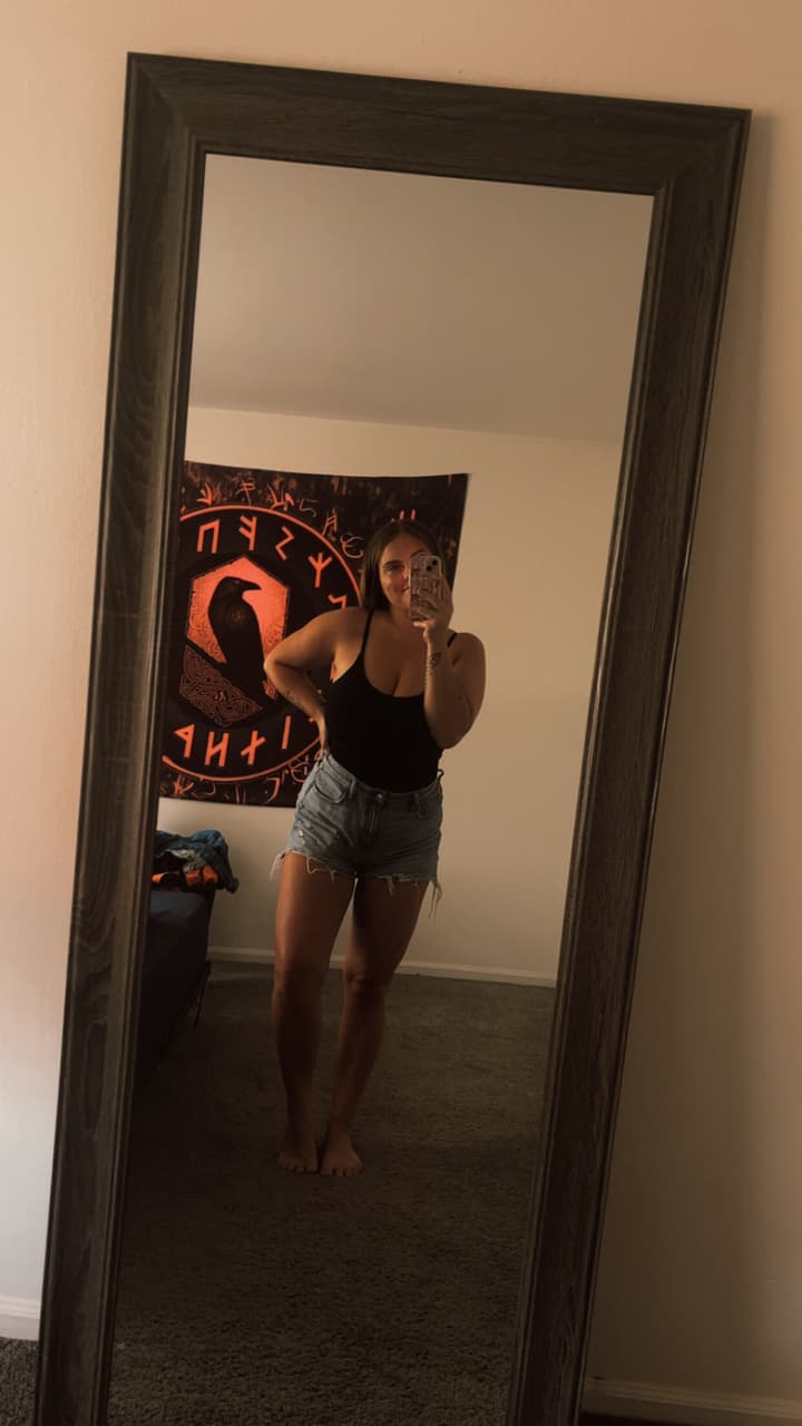 Gurlnxtdoor