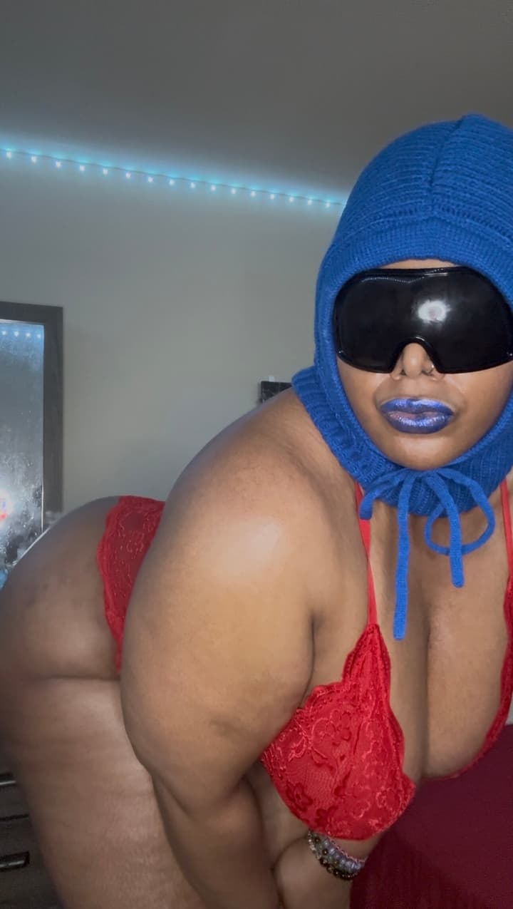 Bleu Thee Amazon