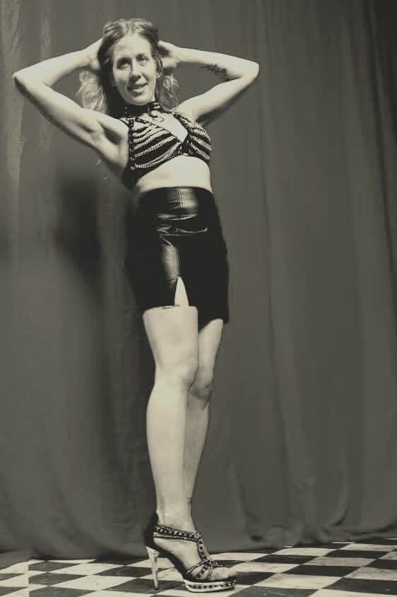 Harlow_Taboo