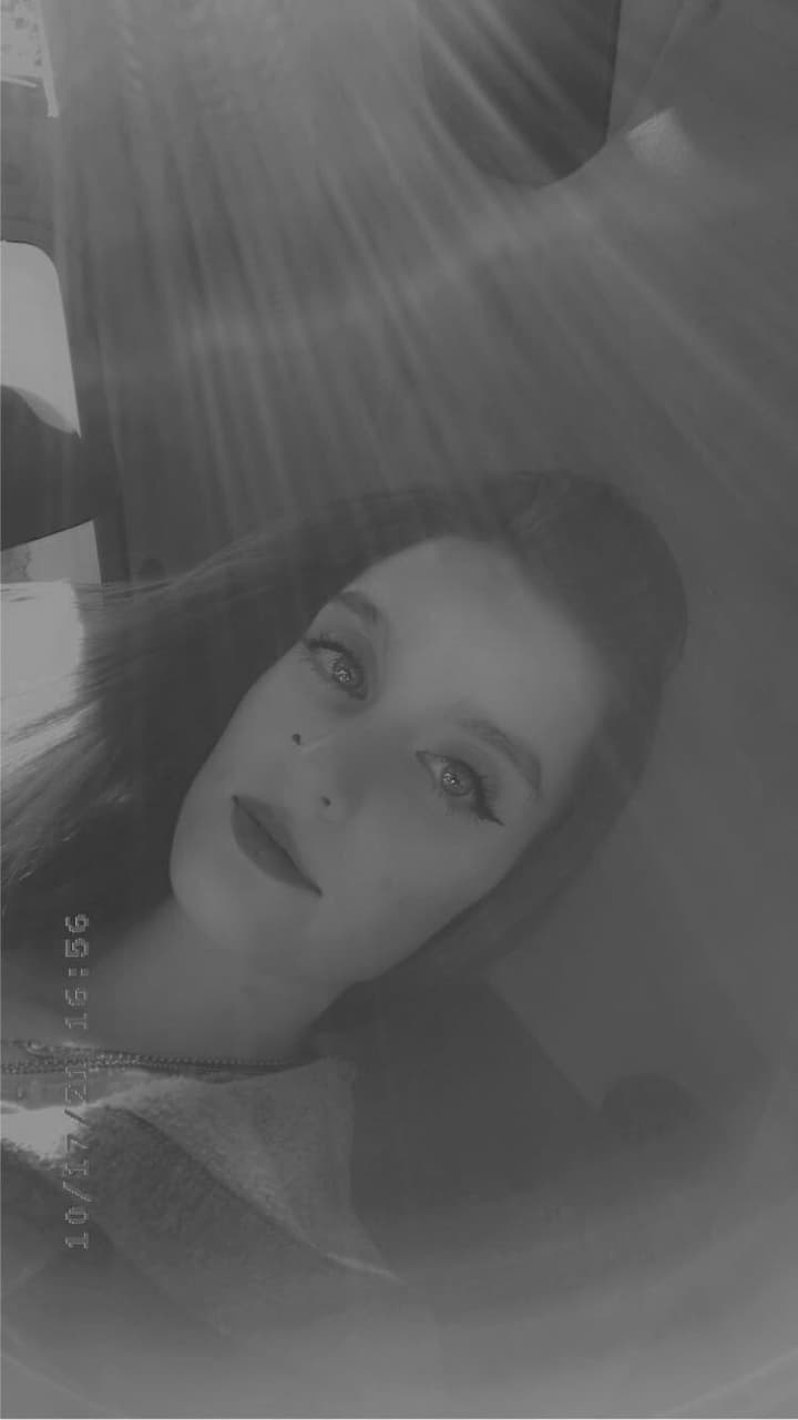 Snowwhitee