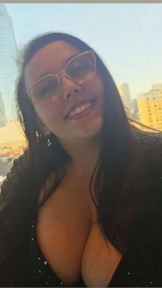 Dee