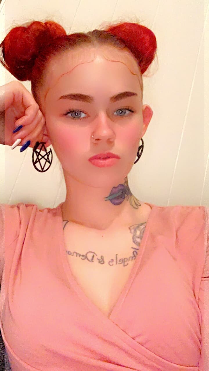 AGrippingGoddess
