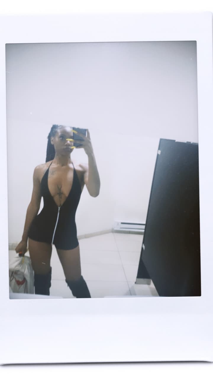VELOUR