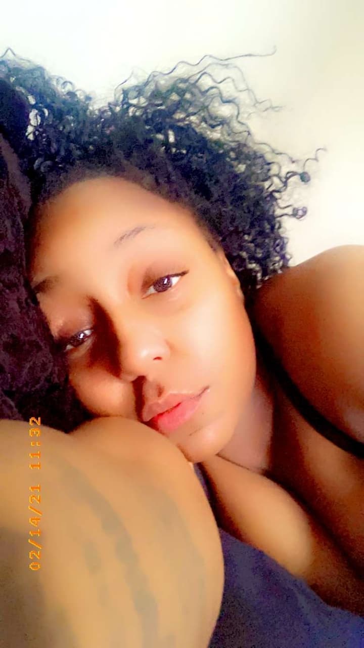 Banana_Nutt_Muffin🍑🤞🏾🤒🥴