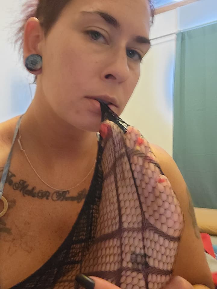 Royal_foot_goddess